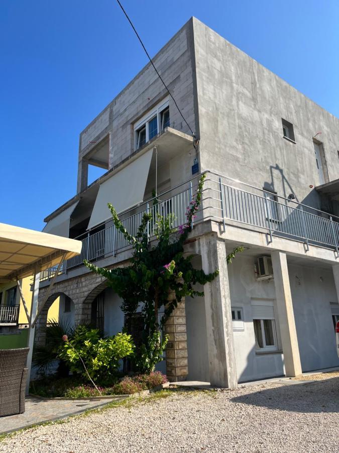 Apartmani Lamani Bibinje Ngoại thất bức ảnh