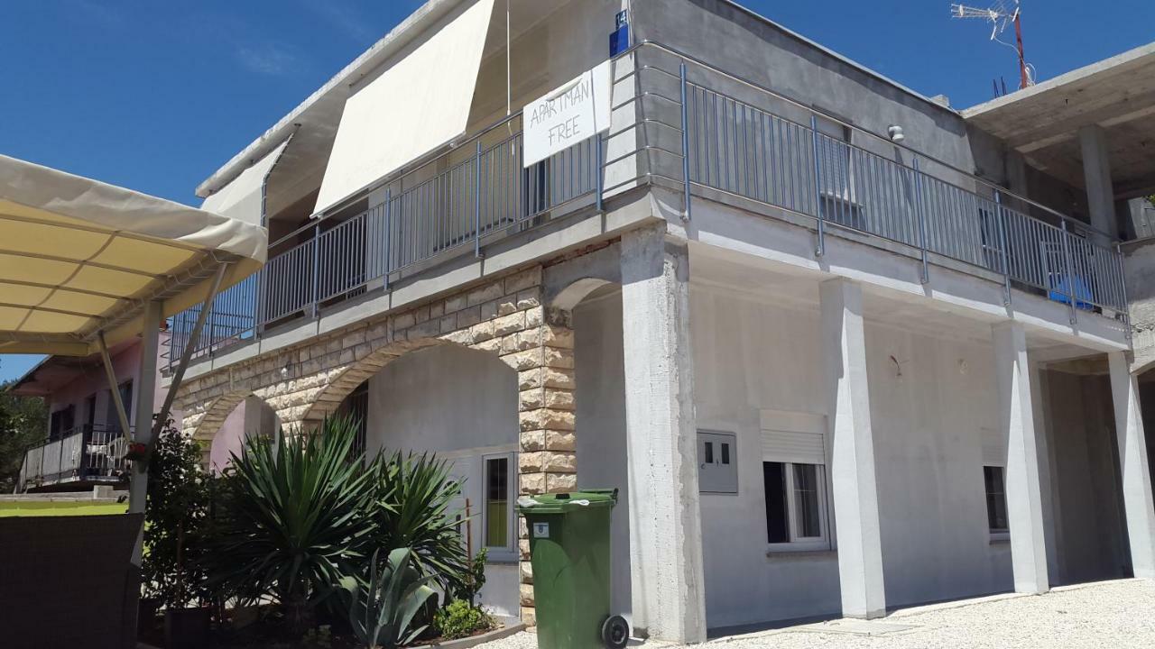 Apartmani Lamani Bibinje Ngoại thất bức ảnh