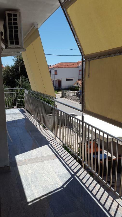 Apartmani Lamani Bibinje Ngoại thất bức ảnh