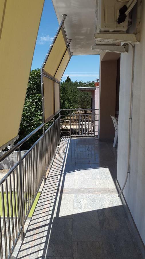 Apartmani Lamani Bibinje Ngoại thất bức ảnh