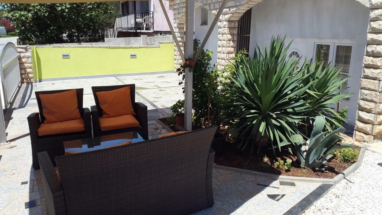 Apartmani Lamani Bibinje Ngoại thất bức ảnh